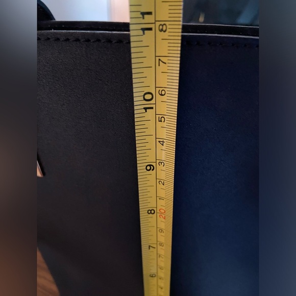 CELINE Paris Black Tote Shoulder Bag with Gold Plates Classic Authenticated - Picture 14 of 16